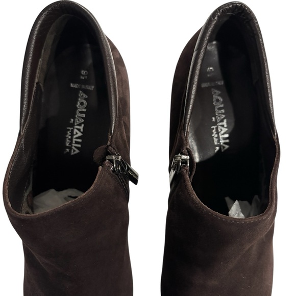 Aquatalia Like NEW Brown Suede 3” Heels, 9.5 - Picture 3 of 10
